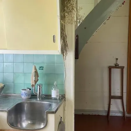 Gammelt Hus Pa Landet בית נופש Haugland (Kvinnherad)